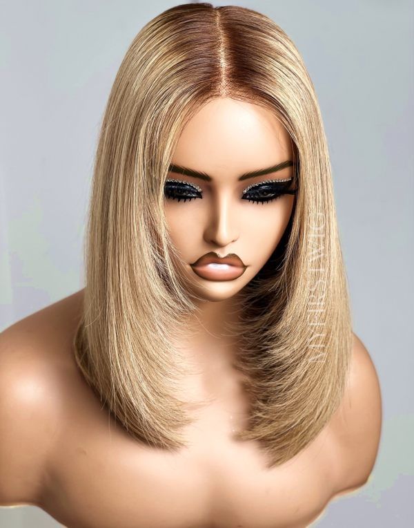 Perruque Passion blonde élégante